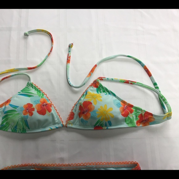 Hobie Tropical Bikini Set - Picture 2 of 8